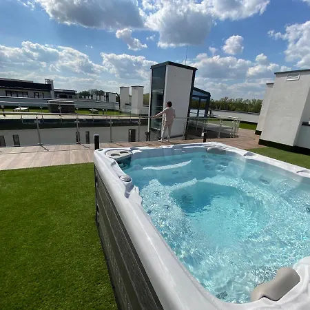 Dandelion Royal Homes Апартаменты